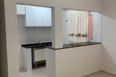 Casa com 2 dormitórios sendo 1 suíte para aluguel definitivo, 70 m² por R$ 2.450 - Tabatinga - Caraguatatuba/SP